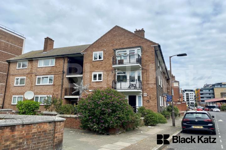 			NEW INSTRUCTION , 1 Bedroom, 1 bath, 1 reception Apartment			 Riley Road, London Bridge